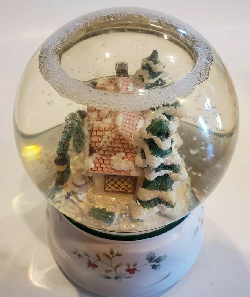 House In Winter Snow Globe, 7"