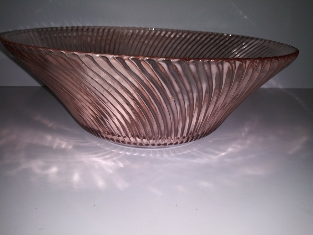 Pink Ribbed Swirled Bowl