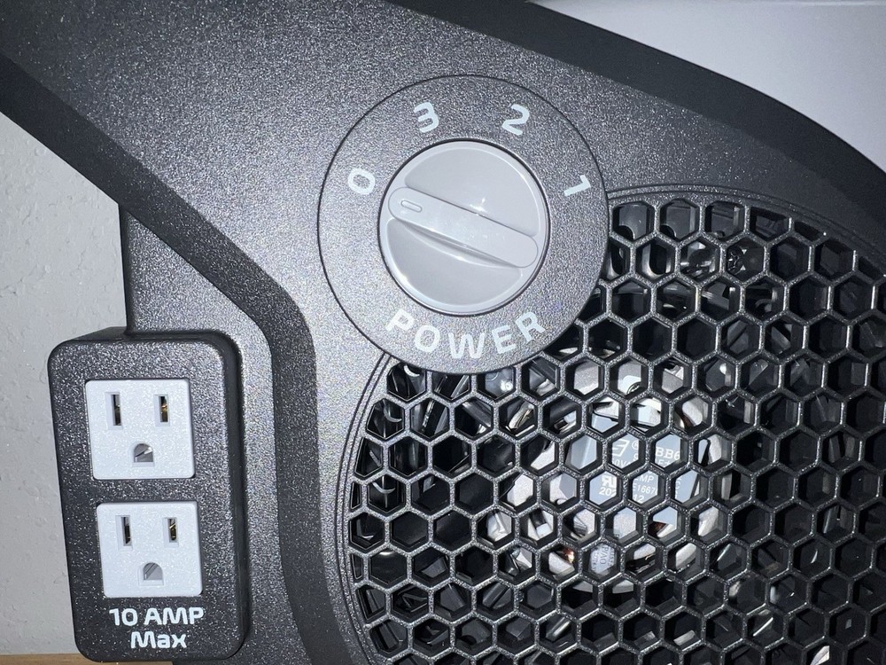 Pro-Performance Pivoting Utility Fan