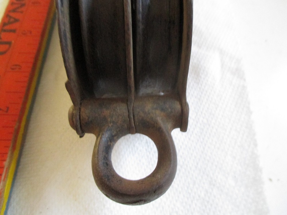 Vintage Star Double Pulley No. 2 with rope pull releases
