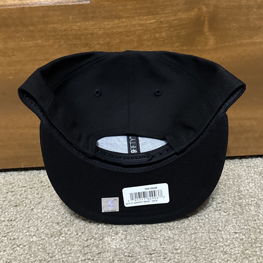 New Era 9Fifty San Antonio Spurs Basic Black/White Adjustable Snapback NBA Hat