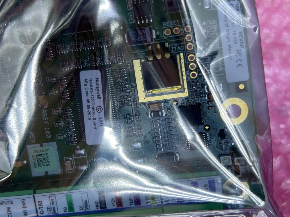 Honeywell NetAXS-123 Web-Based Access Control NX1P