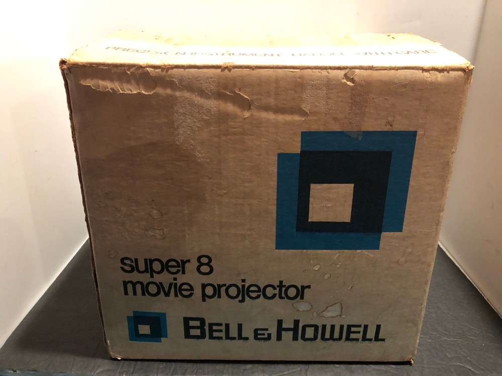Bell & Howell Super 8 Autoload Movie Projector 461A Original Box Needs Bulb