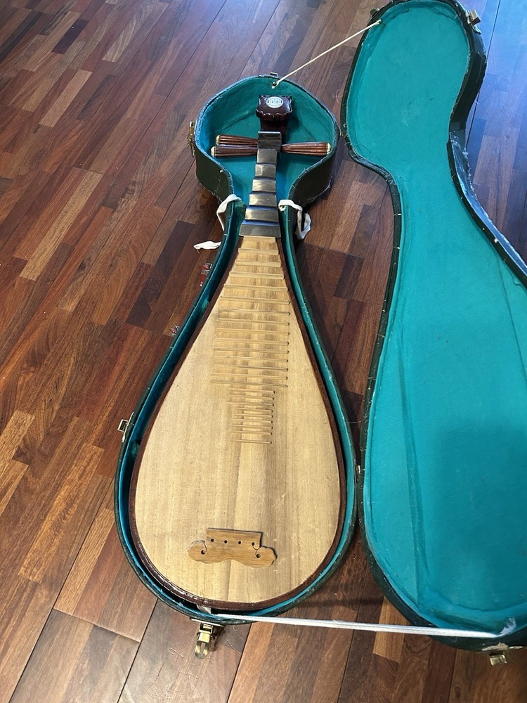 Chinese musical instruments-Pips