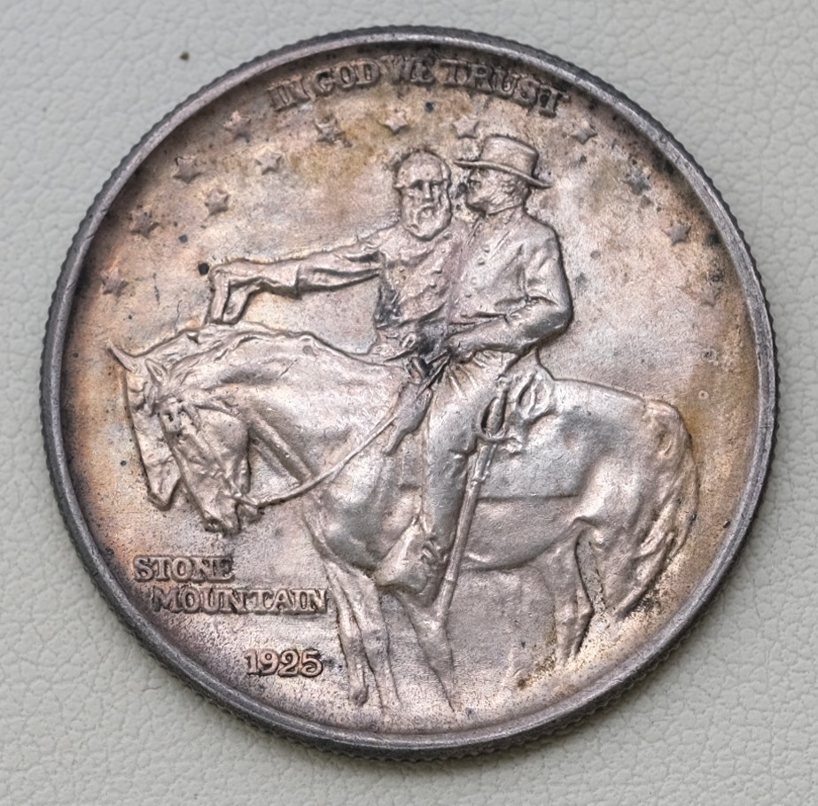 1925 50C Stone Mountain Commemorative Silver Half Dollar /D4