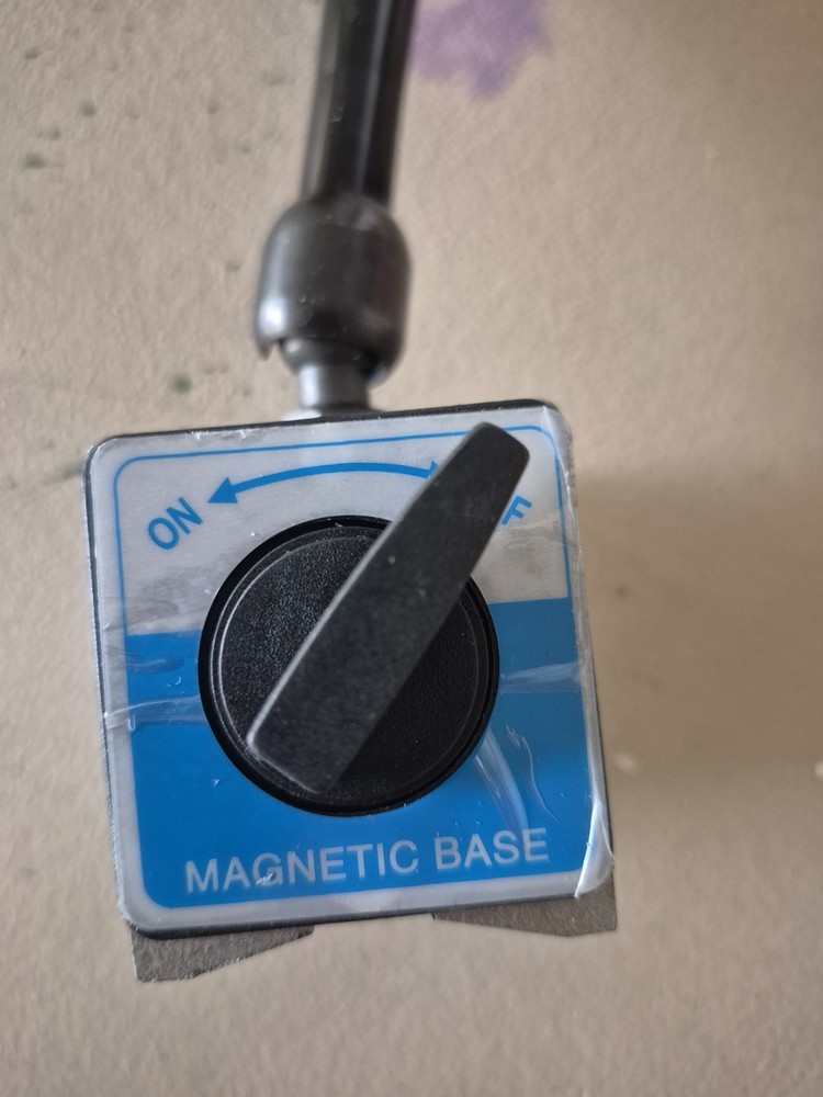 Magnetic Base Adjustable Holder Stand