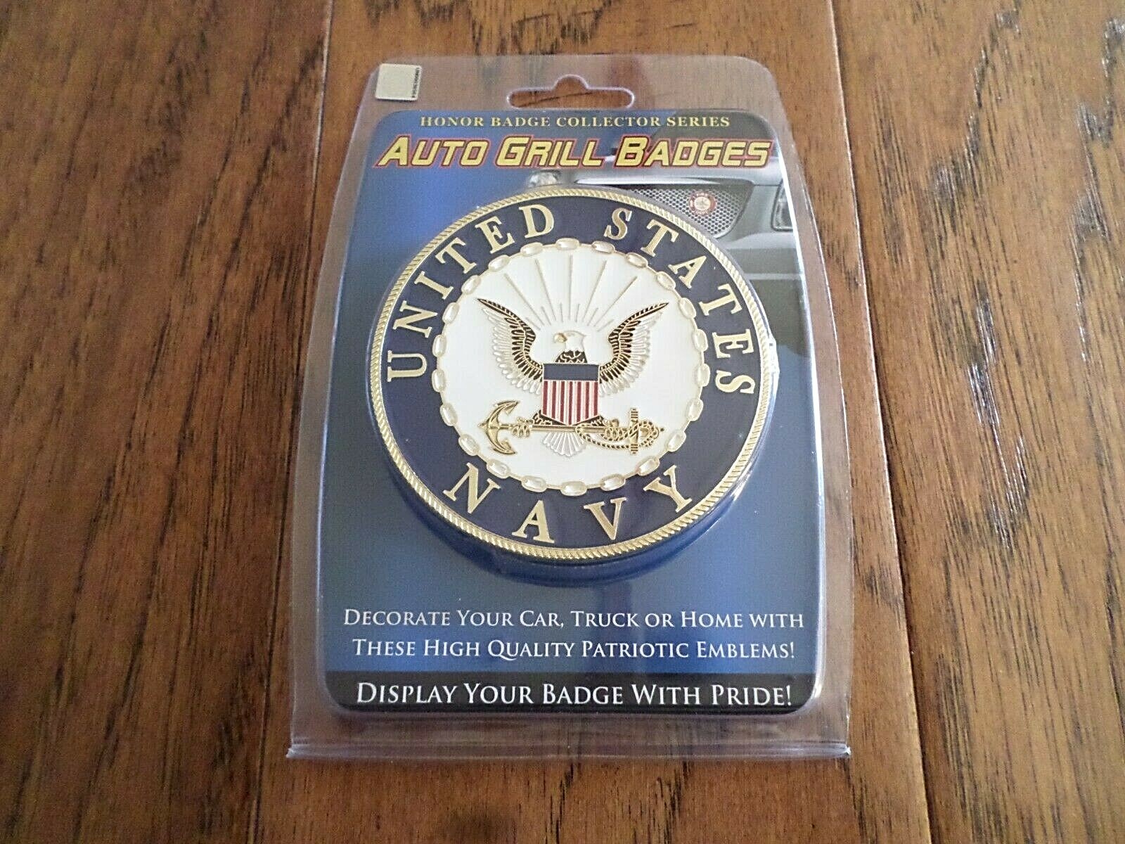 U.S NAVY AUTOMOBILE GRILL BADGE AUTO HOME MEDALLION SHADOW BOX EMBLEM