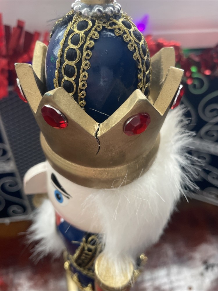 Nutcracker King 15”