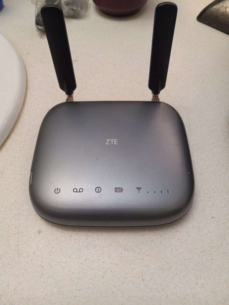 ZTE Voicemail Access-Dial 1 - NO POWER CORD works