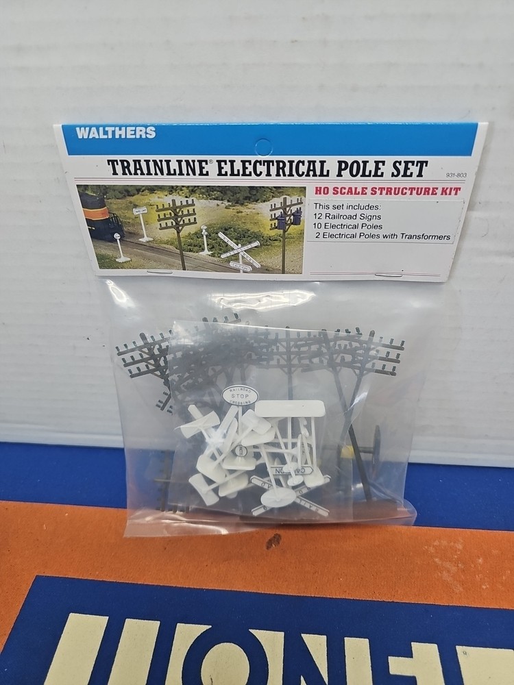 Walthers Trainline Electrical Pole Set HO Scale Structure Kit 931-803