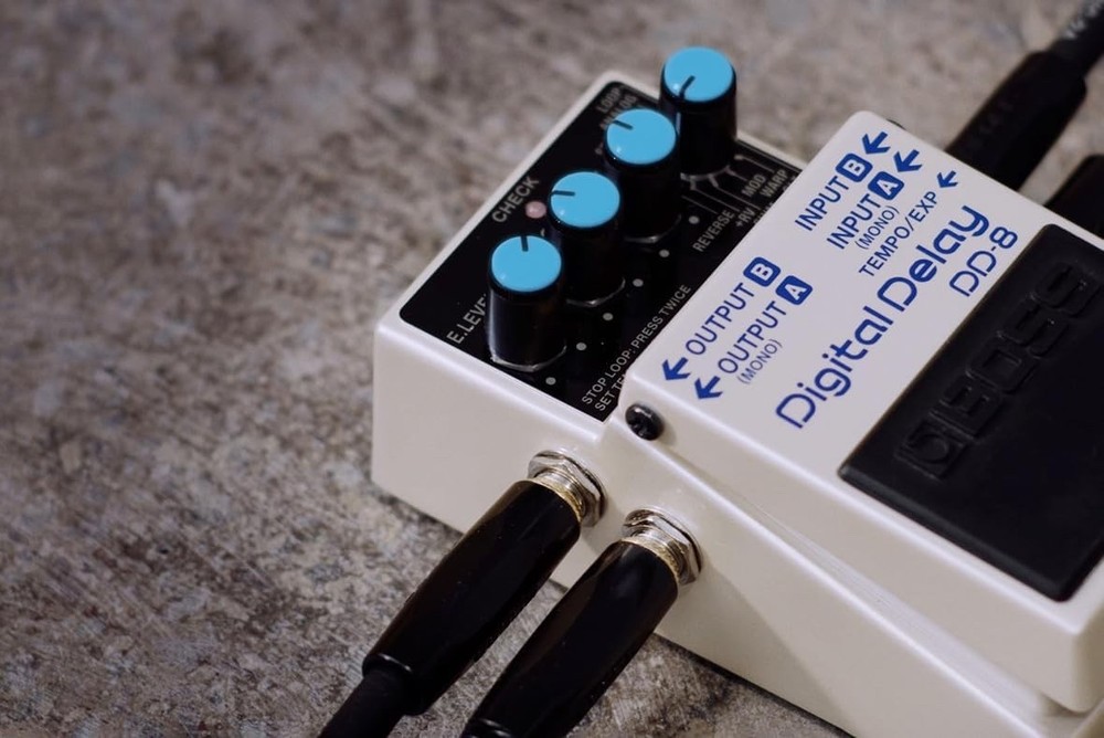 BOSS DD-8 Digital Delay Guitar Effect Pedal W/Box