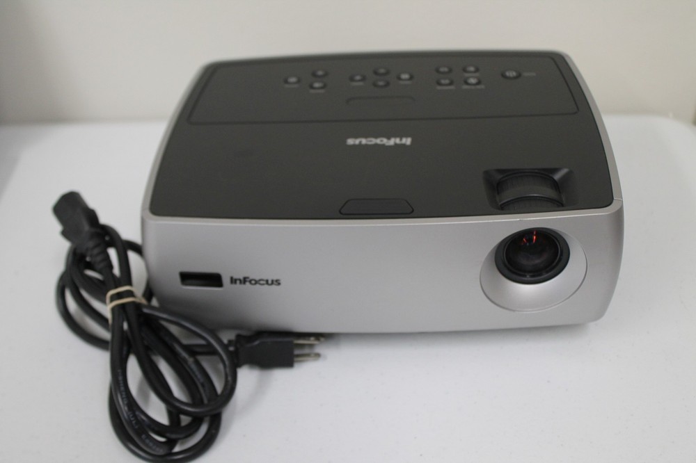 InFocus W240 DLP Projector