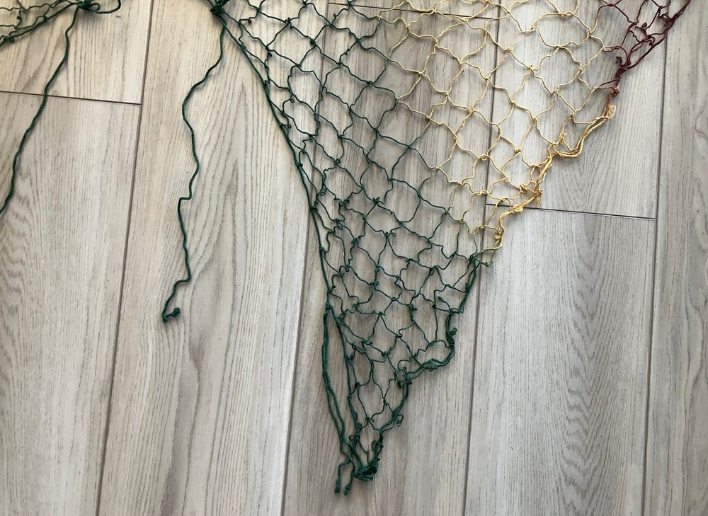 MULTICOLORED CAMOUFLAGE BODY NET