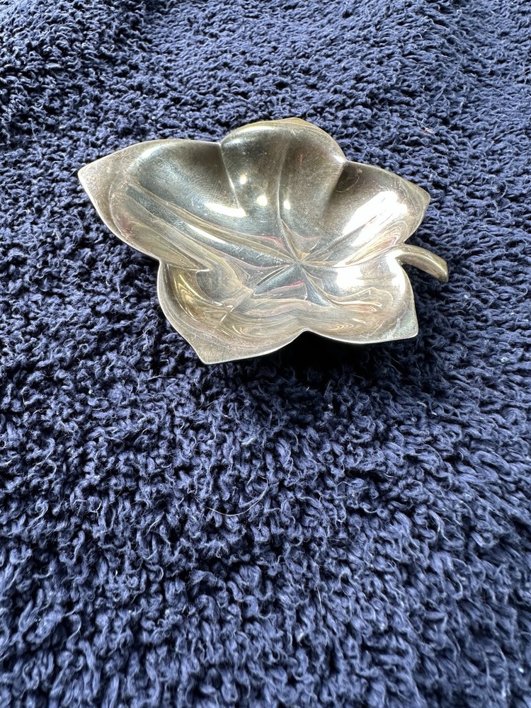 Tiffany & Co. Makers Sterling Silver Leaf Shape Trinket Nut Candy Dish Signed