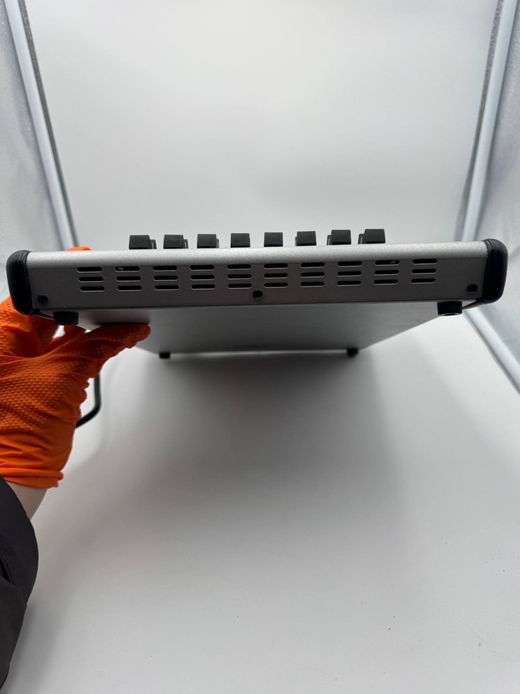 CM Labs Motor Mix Digital Mixer Worksurface Midi Audio Controller - POWERS ON