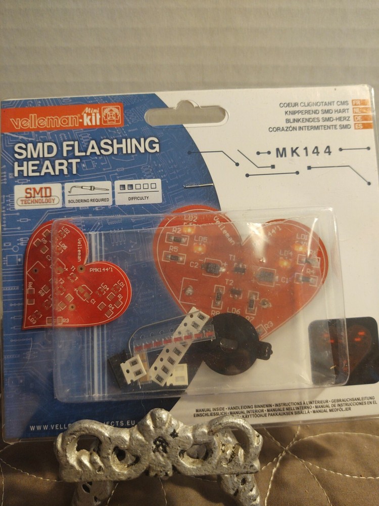 Velleman SMD FLASHING HEART kIT:  MK144