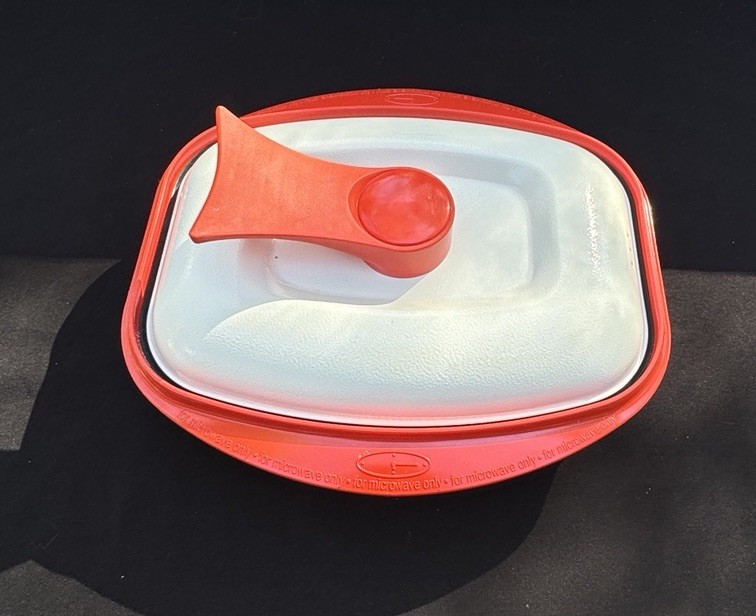 Vtg 1970’s Range Mate Rectangular Nonstick Microwave Grill Pan RangeMate Mint!