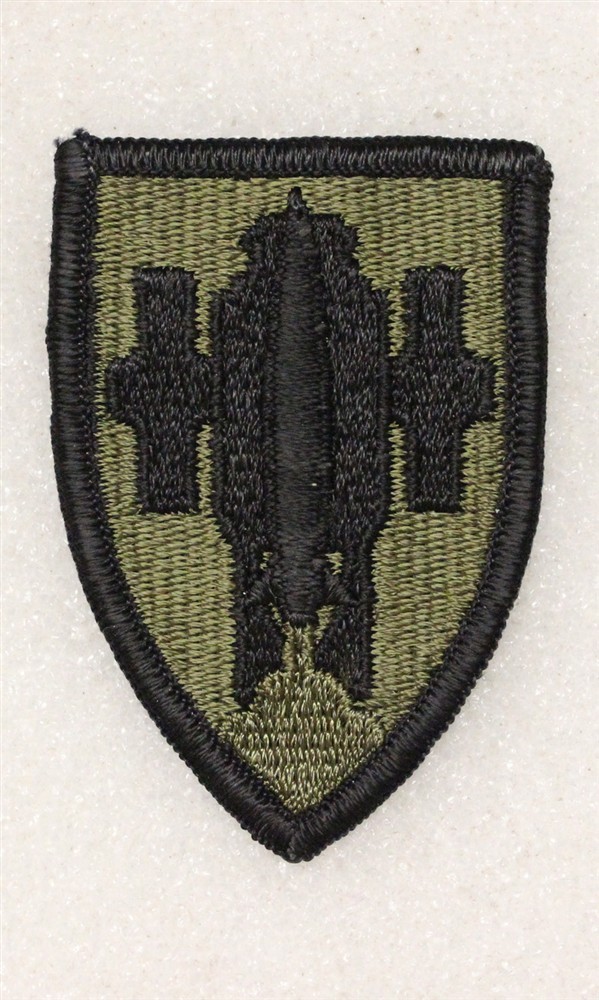 Army Patch: Artillery & Missile School - subdued, merrowed edge