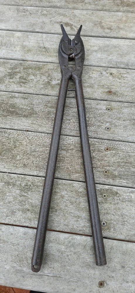 WW1 German Wire Cutters. Rare long handle type.