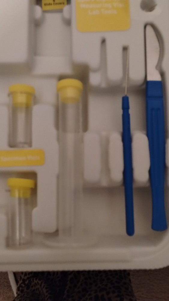 NWOT Explore One 900X Microscope Kit with Case, For Beginning Scientists,...