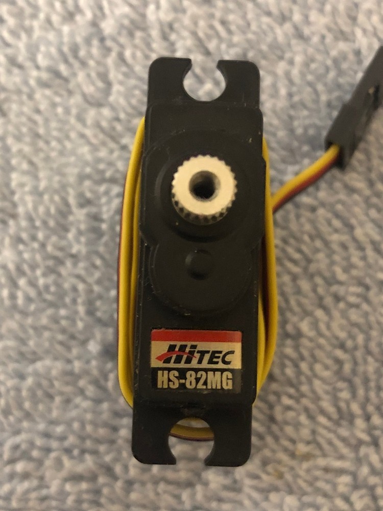 HITEC HS-82MG  SERVO FOR PARTS