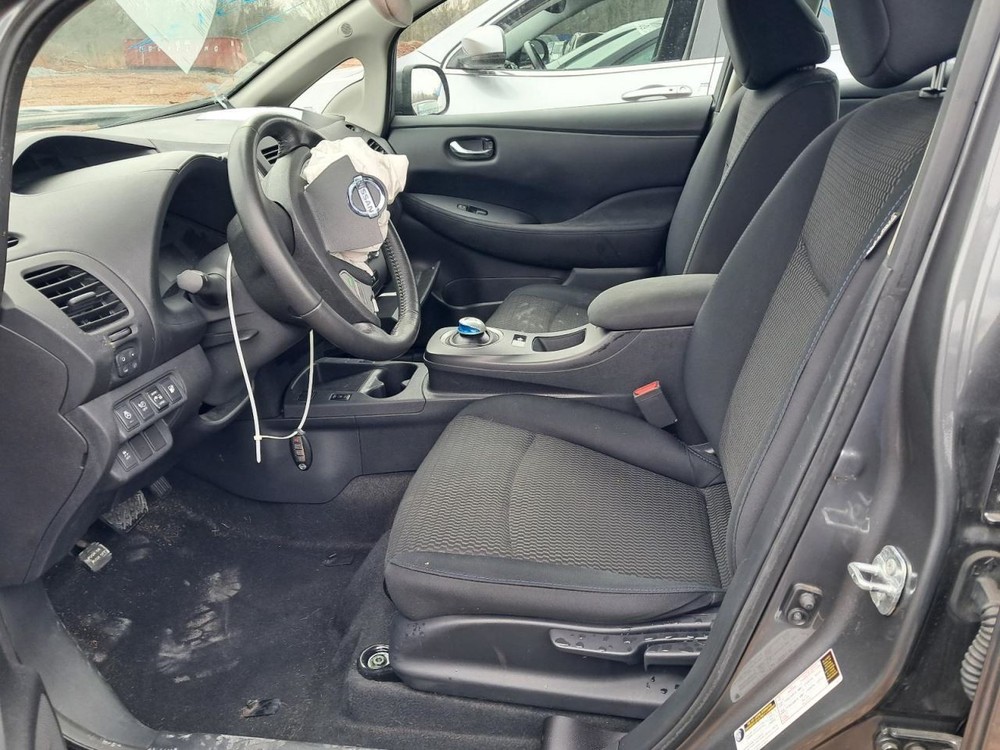 Console Front Floor Cloth S Fits 14-17 LEAF 4884151