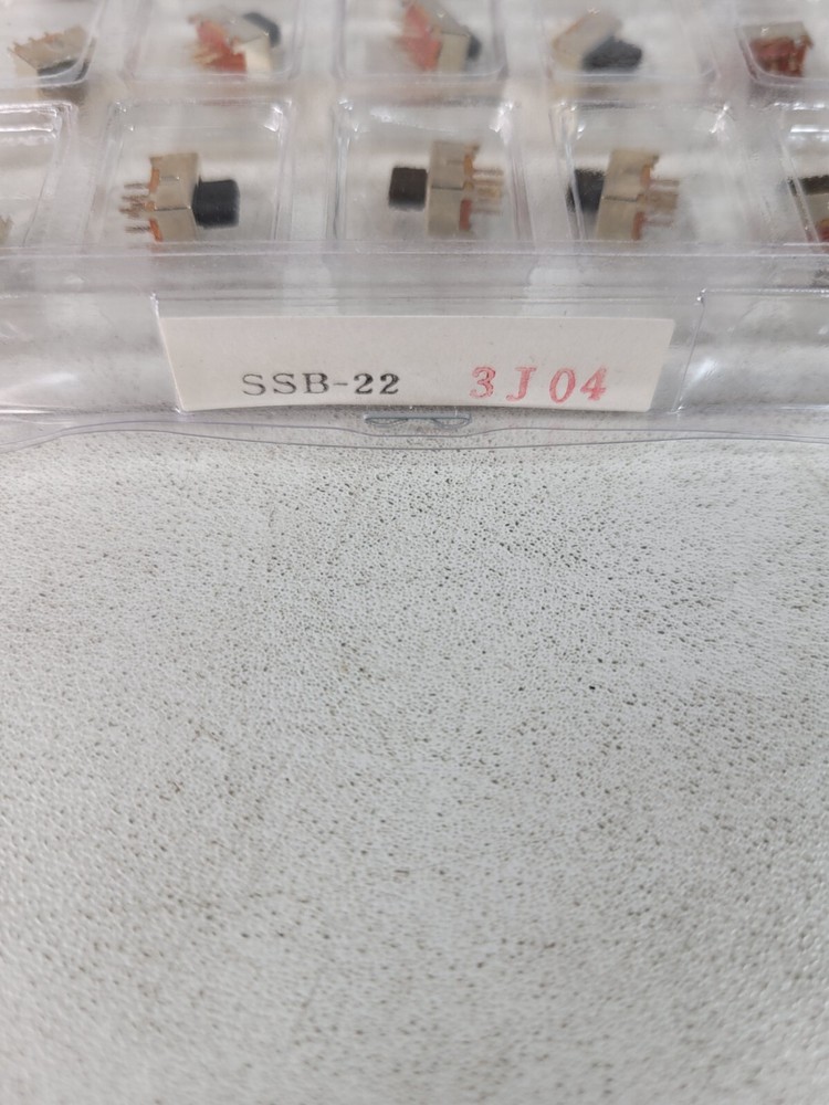 (25 NEW) Microswitches SSB22
