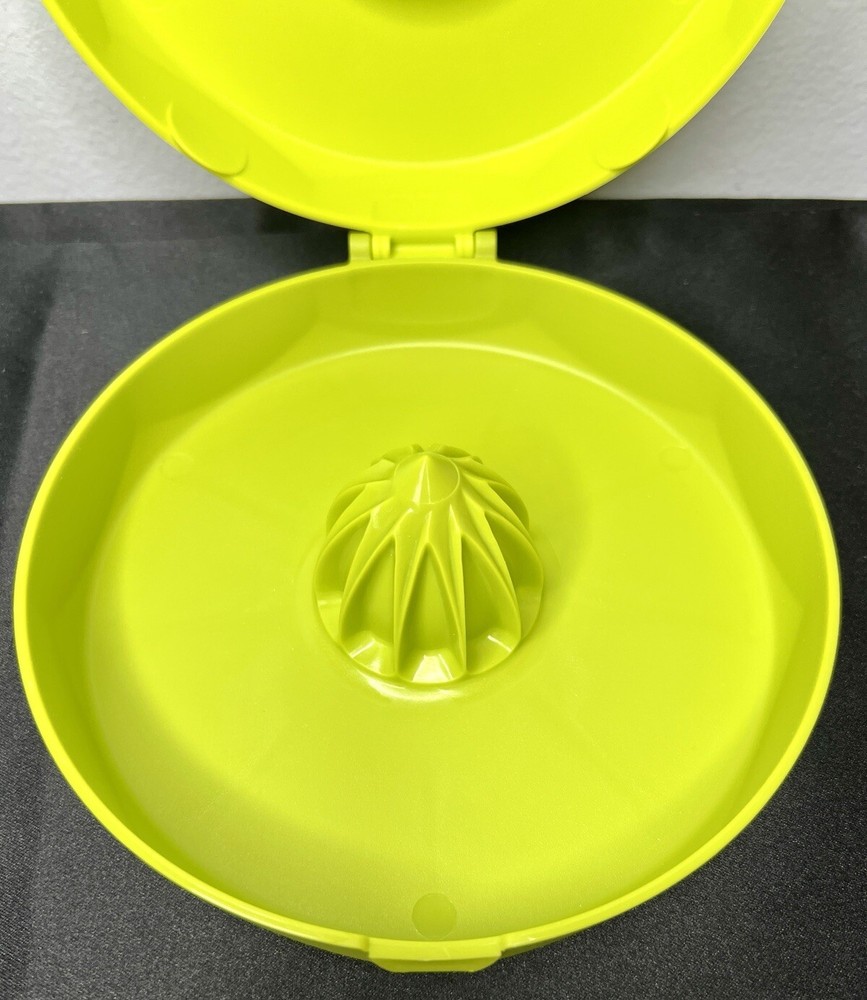 Trudeau Lime Green Citrus Bar Storage Container Interior Juicer Cone Keeper 6"