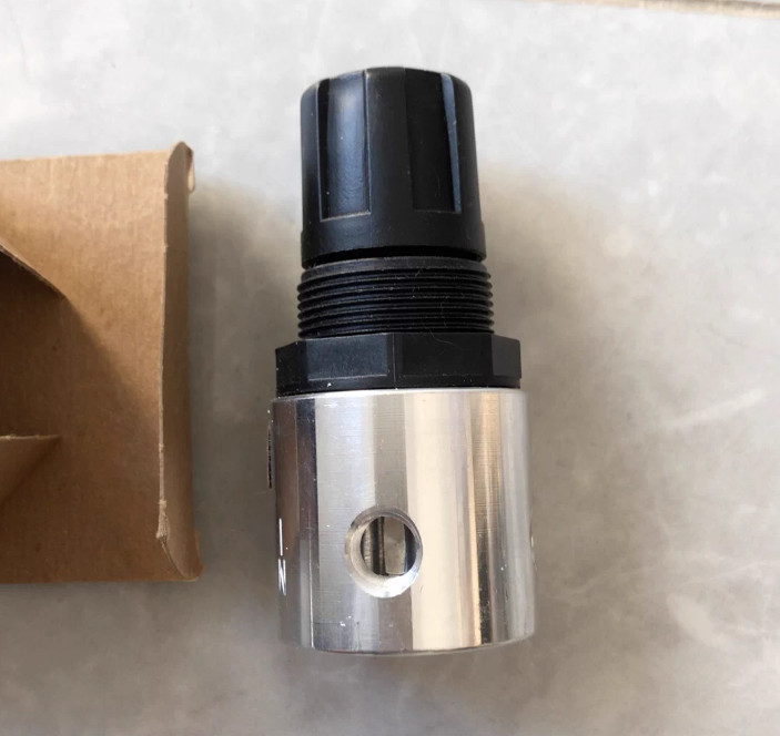 1pcs R344-01C pressure regulating valve