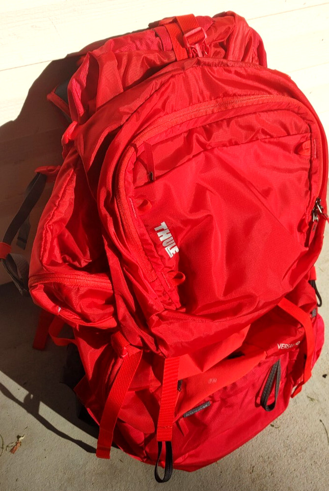 Thule Versant 60 Hiking Backpack Red