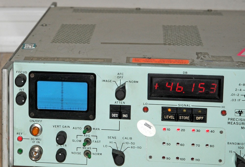 Micro-Tel Model 1295 Precision Attenuation Measurement Receiver Please Read AD