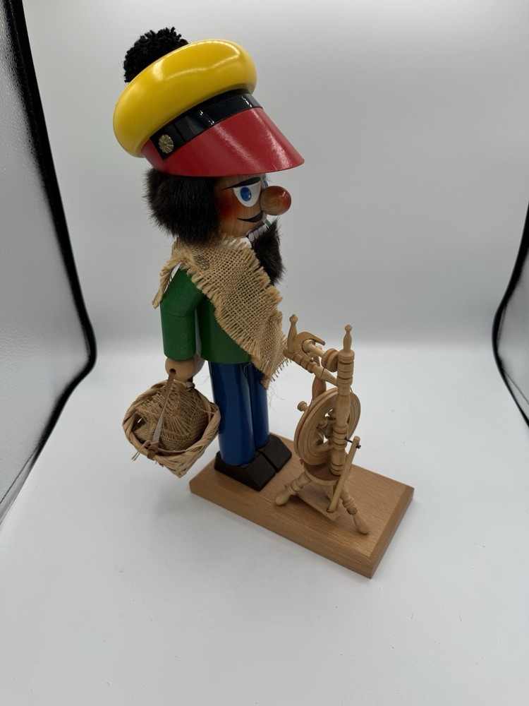 Steinbach Basket Weaver Nutcracker