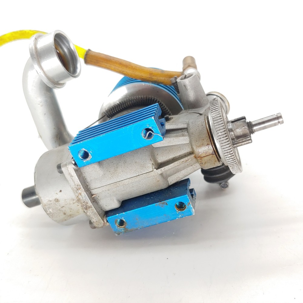 AS IS/READ: Team Associated Pro 21R Nitro Engine - Cracking Noise