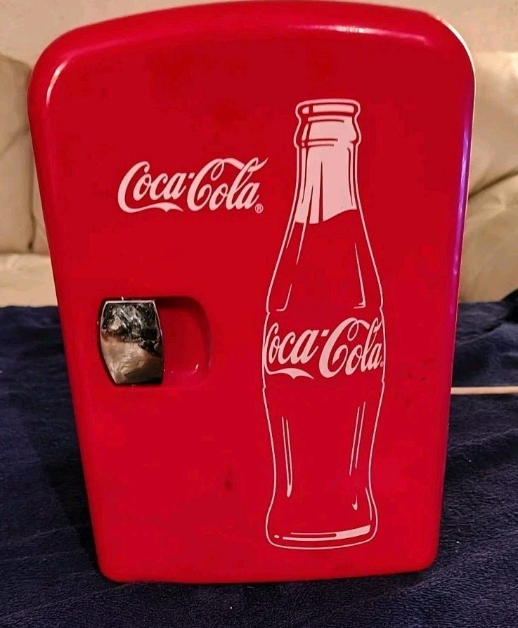 Coca-Cola Retro Style Red Mini Fridge Tabletop 6 Can Single Door Painted Finish