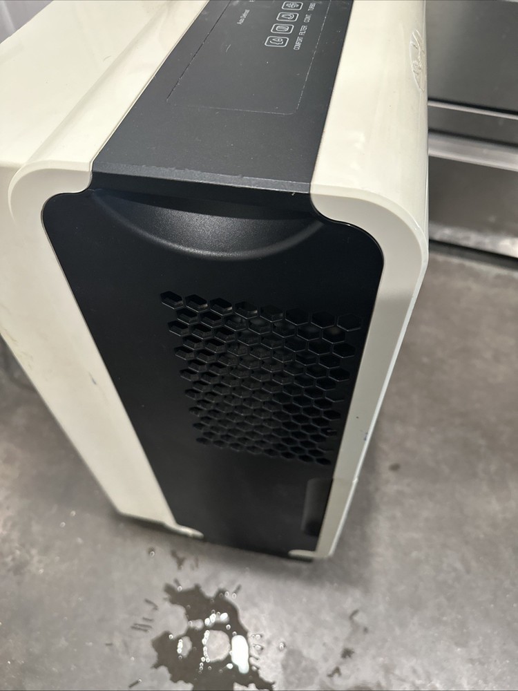 Aeric Clevast Di-humidifier