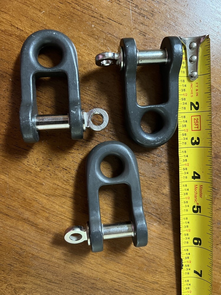 Headboard Shackles rigging