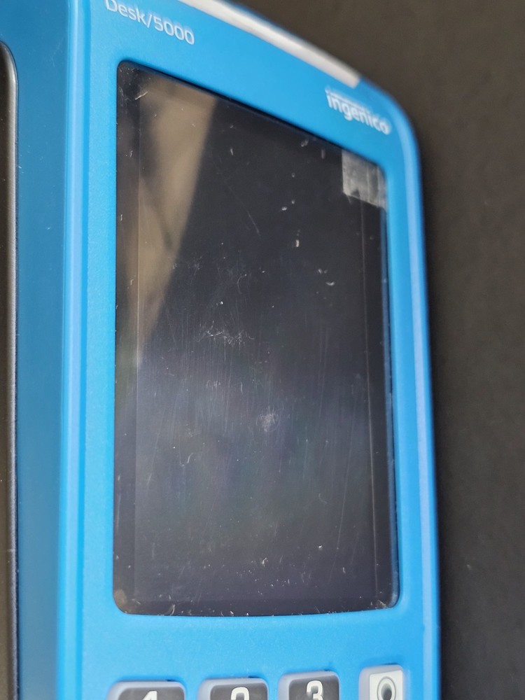 Ingenico Move 5000 Payment Card Machine 4G/LTE WIFI Bluetooth