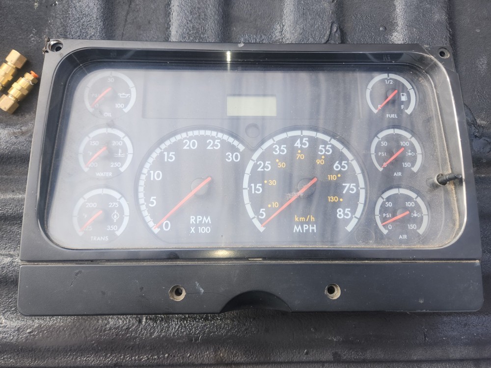 2009 FREIGHTLINER USED INSTRUMENT CLUSTER