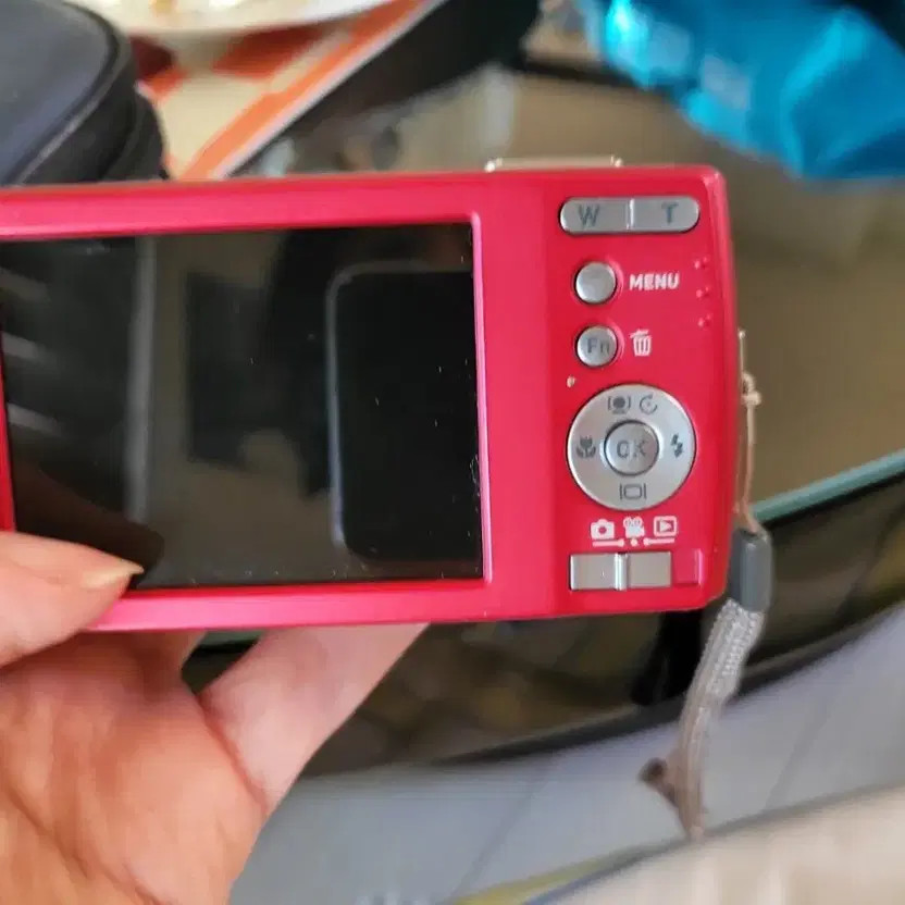Casio QV-R100 Vintage Digital Camera, Pre-Owned Condition