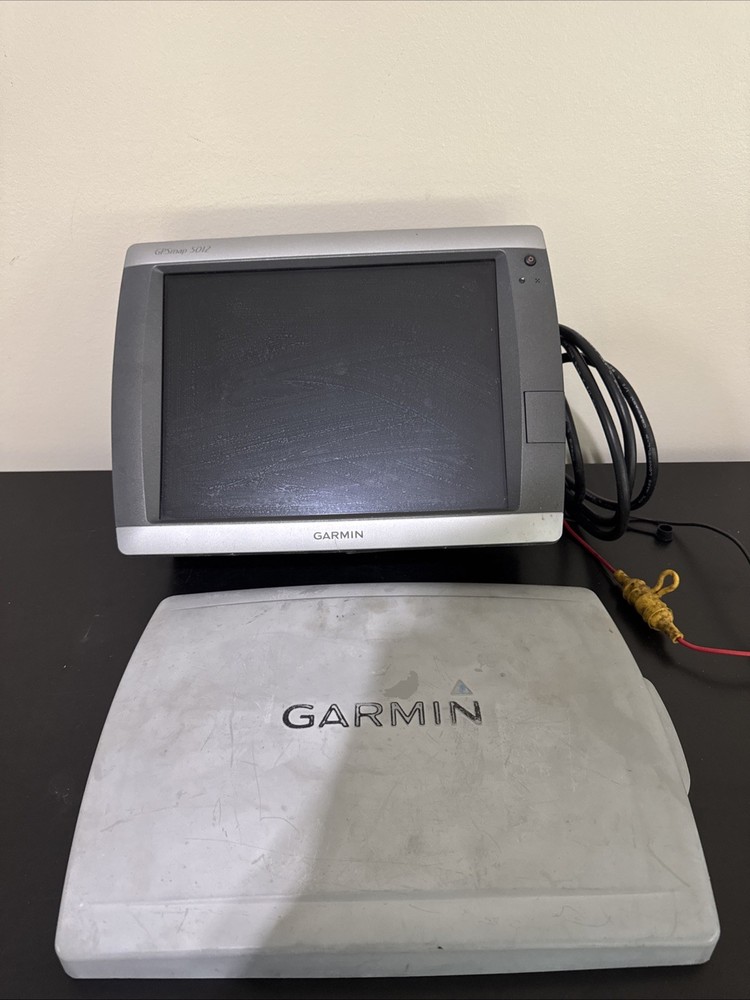 Garmin GPSmap 5012 Chartplotter With Suncover