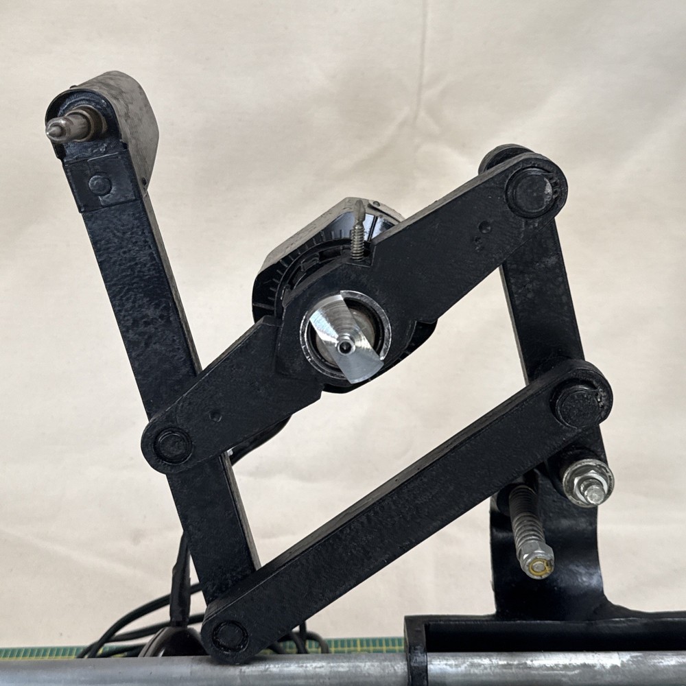 Scott SM-300 pantograph engraving machine