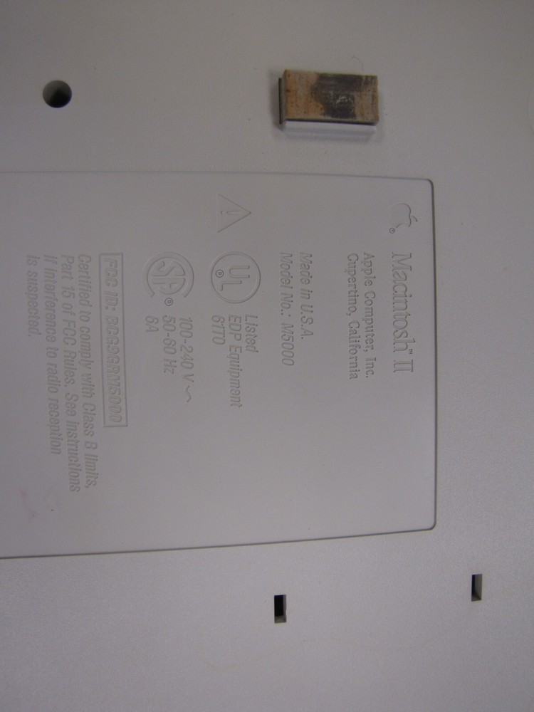 Vintage Apple Macintosh II M5000 Empty Case Only - HB15