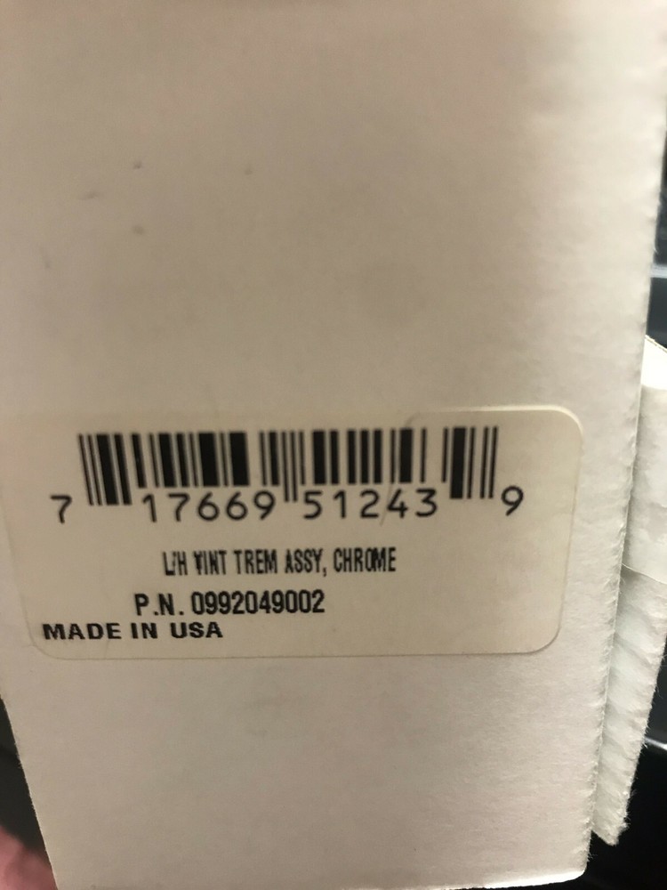 Fender Left Handed Vintage Tremelo Assembly