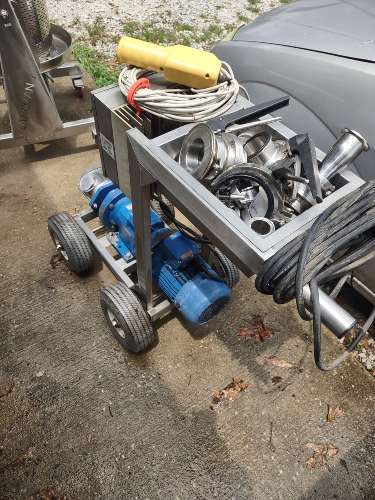 wine must pump, Chunky Pump, 2 HP 220v single phase in excellent condition