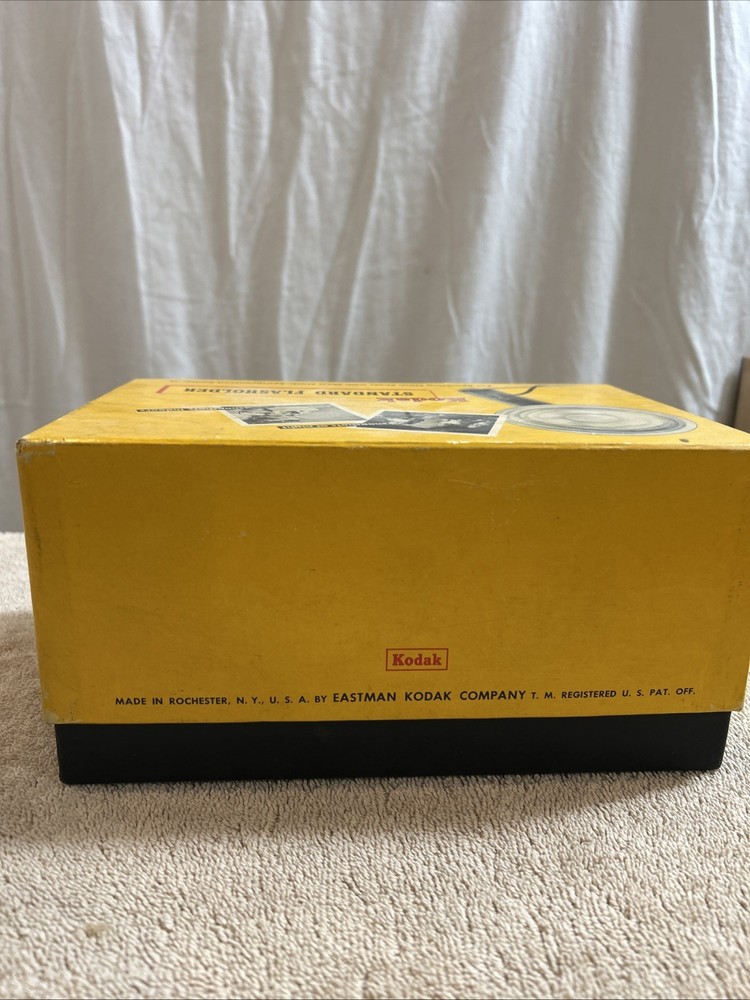 KODAK STANDARD FLASHOLDER With Box And Directions. Not Tested