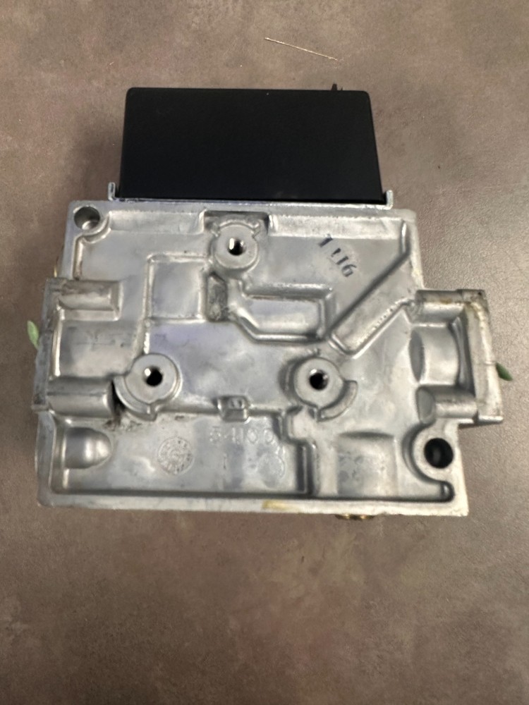 Robertshaw 720-051 Gas Valve