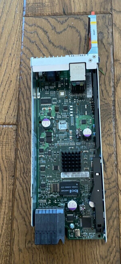 EMC 103-051-100E, SAN Management Module w/latch handle