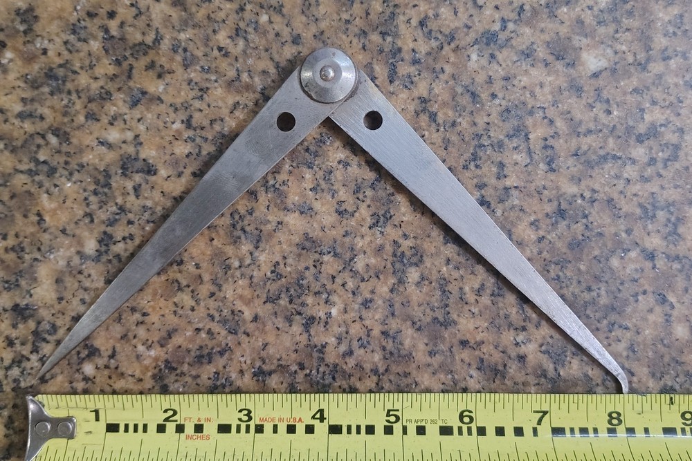 🗽 VINTAGE STARRETT 8" DIVIDER / CALIPER