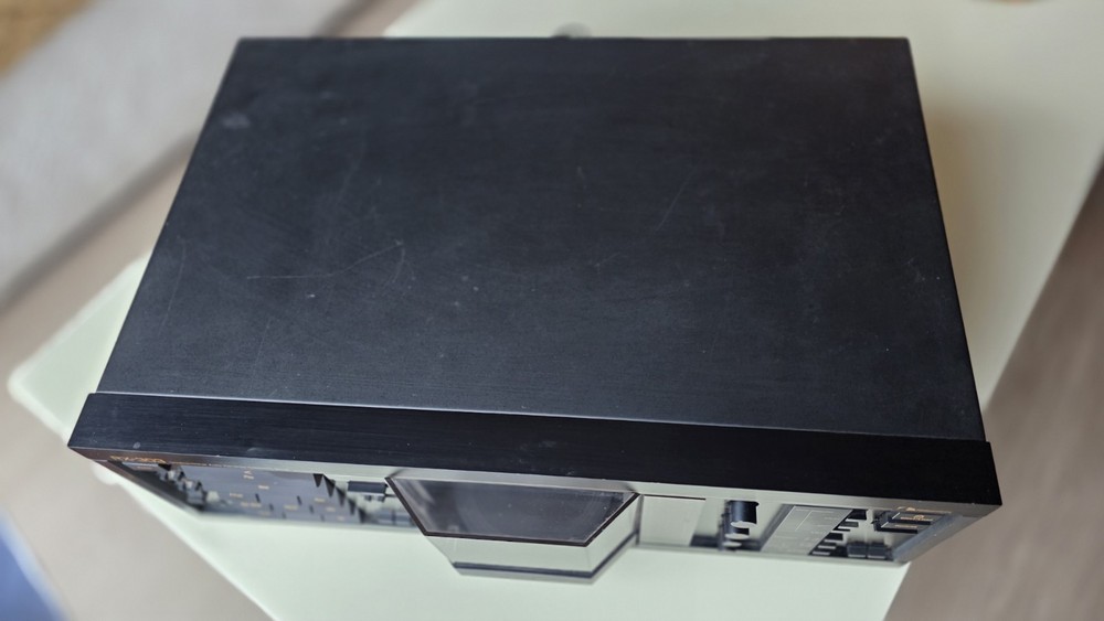 Nakamichi RX-303 Unidirectional Auto-Reverse Cassette Deck.