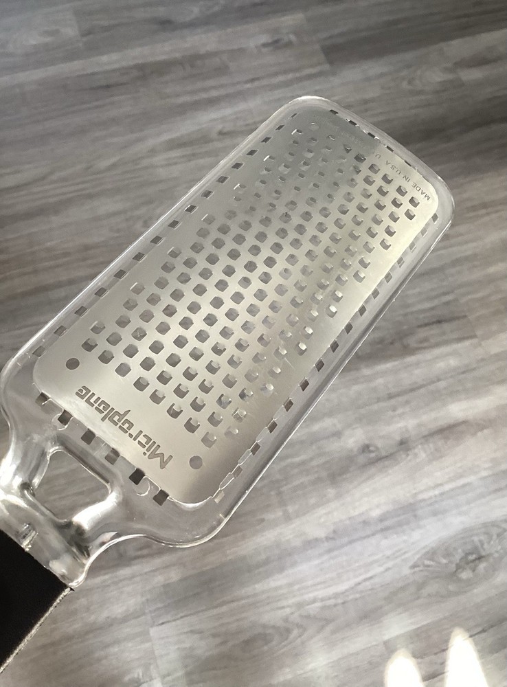 Microplane Home Series Fine Grater with Soft Touch Handle - Black